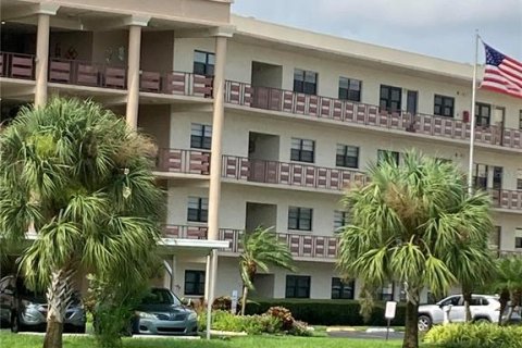 Condominio en venta en Saint Petersburg, Florida, 2 dormitorios, 102.19 m2 № 2237801 - foto 2