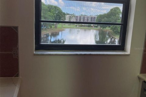 Condominio en venta en Saint Petersburg, Florida, 2 dormitorios, 102.19 m2 № 2237801 - foto 6