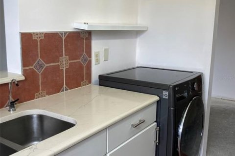 Condominio en venta en Saint Petersburg, Florida, 2 dormitorios, 102.19 m2 № 2237801 - foto 4