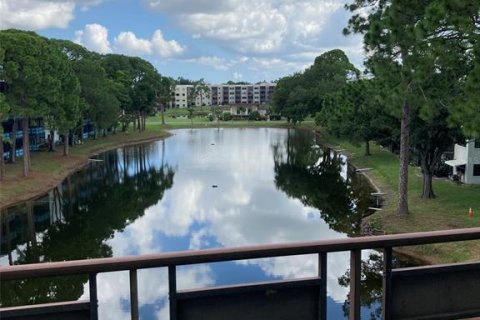 Condominio en venta en Saint Petersburg, Florida, 2 dormitorios, 102.19 m2 № 2237801 - foto 23
