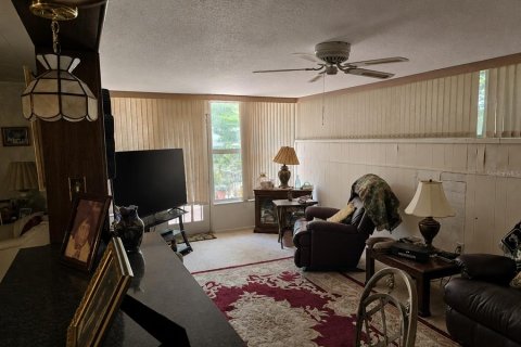 House in Saint Petersburg, Florida 3 bedrooms, 162.76 sq.m. № 2209421 - photo 10
