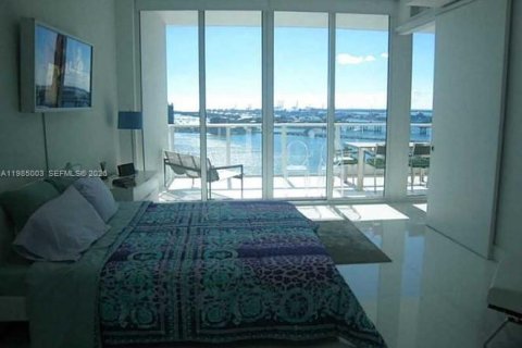 Снять в аренду кондоминиум в Майами, Флорида 2 спальни, 105.44м2, № 2050840 - фото 6