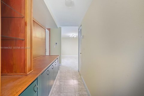 Copropriété à vendre à Aventura, Floride: 3 chambres, 129.69 m2 № 2089242 - photo 9