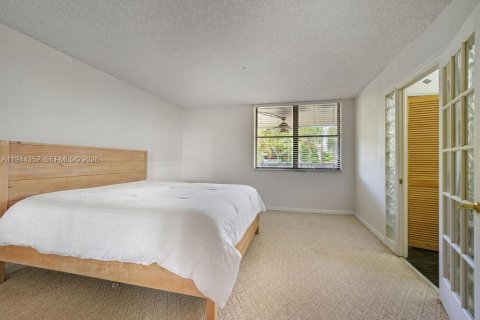 Copropriété à vendre à Aventura, Floride: 3 chambres, 129.69 m2 № 2089242 - photo 10