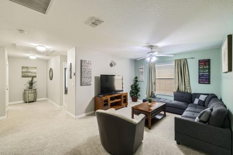 Casa en venta en Kissimmee, Florida, 6 dormitorios, 305.74 m2 № 1679501 - foto 16