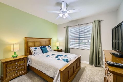Casa en venta en Kissimmee, Florida, 6 dormitorios, 305.74 m2 № 1679501 - foto 22