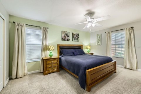 Casa en venta en Kissimmee, Florida, 6 dormitorios, 305.74 m2 № 1679501 - foto 25