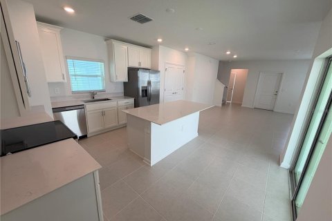 House in Clermont, Florida 3 bedrooms, 153.01 sq.m. № 2239766 - photo 16