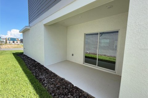 House in Clermont, Florida 3 bedrooms, 153.01 sq.m. № 2239766 - photo 5