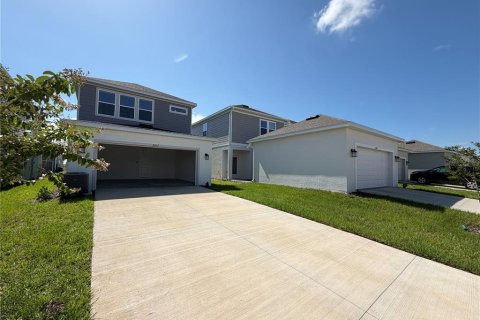 House in Clermont, Florida 3 bedrooms, 153.01 sq.m. № 2239766 - photo 9