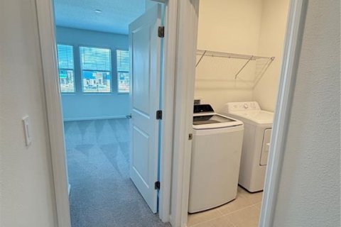 House in Clermont, Florida 3 bedrooms, 153.01 sq.m. № 2239766 - photo 28