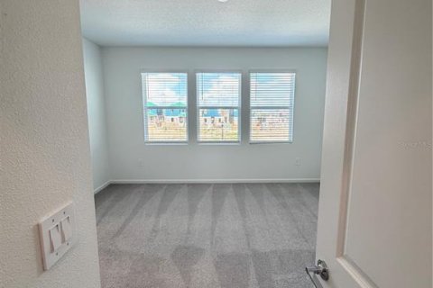 House in Clermont, Florida 3 bedrooms, 153.01 sq.m. № 2239766 - photo 29