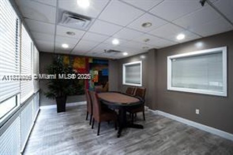 Condominio en venta en Miami, Florida, 2 dormitorios, 84.91 m2 № 1783834 - foto 19