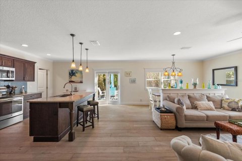 Propiedad comercial en venta en Anna Maria, Florida, 257.53 m2 № 1561717 - foto 17