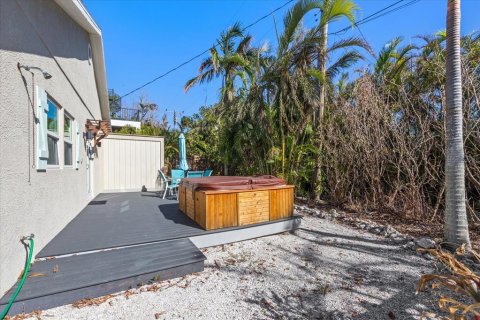 Propiedad comercial en venta en Anna Maria, Florida, 257.53 m2 № 1561717 - foto 9