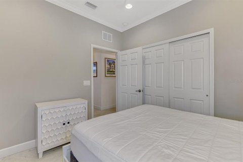 House in Venice, Florida 2 bedrooms, 146.23 sq.m. № 1875962 - photo 30