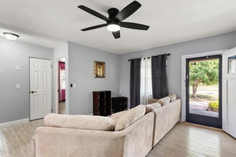 Casa en venta en Largo, Florida, 3 dormitorios, 124.02 m2 № 2225954 - foto 7