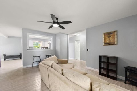 Casa en venta en Largo, Florida, 3 dormitorios, 124.02 m2 № 2225954 - foto 6