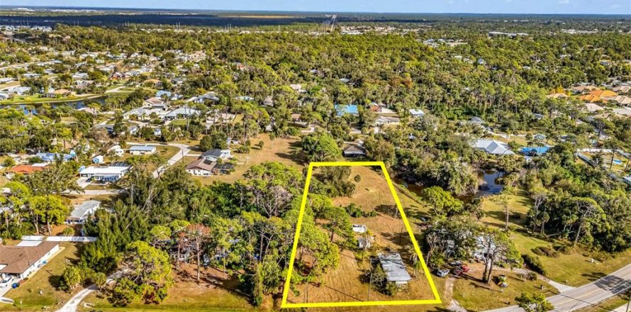 Land in Englewood, Florida № 2155538