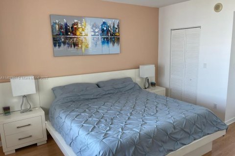 Copropriété à louer à Miami, Floride: 1 chambre, 78.6 m2 № 1935551 - photo 10