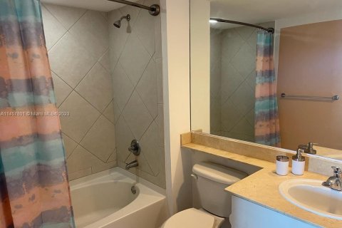 Copropriété à louer à Miami, Floride: 1 chambre, 78.6 m2 № 1935551 - photo 14