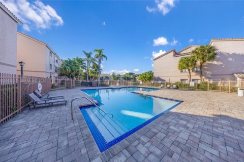 Copropriété à vendre à Davie, Floride: 2 chambres, 102.19 m2 № 2152730 - photo 22