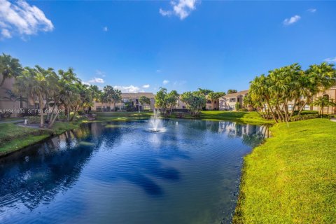 Copropriété à vendre à Davie, Floride: 2 chambres, 102.19 m2 № 2152730 - photo 24