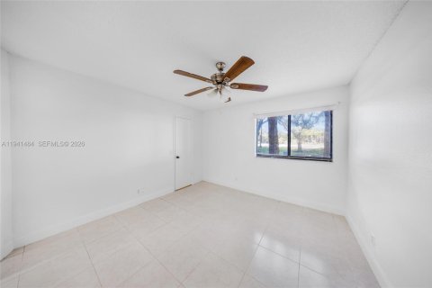 Copropriété à vendre à Davie, Floride: 2 chambres, 102.19 m2 № 2152730 - photo 16