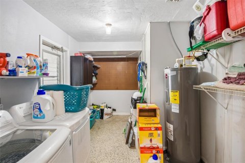 Купить виллу или дом в Спринг-Хилл, Флорида 10 комнат, 176.89м2, № 2225977 - фото 15