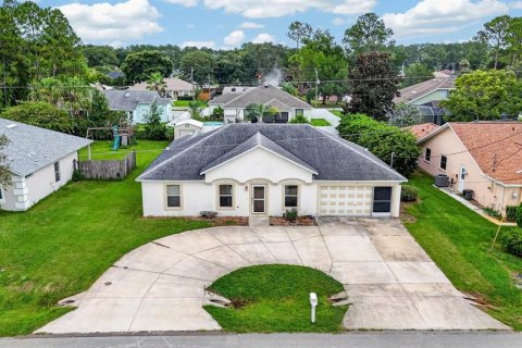 House in Palm Coast, Florida 4 bedrooms, 166.11 sq.m. № 2285140