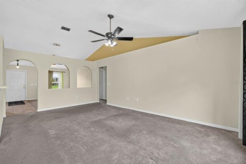 Villa ou maison à vendre à Palm Coast, Floride: 4 chambres, 166.11 m2 № 2285140 - photo 17