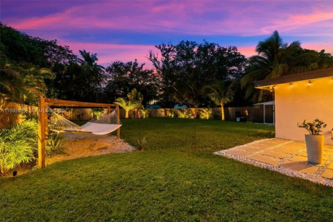 House in Fort Lauderdale, Florida 3 bedrooms № 1994841 - photo 7