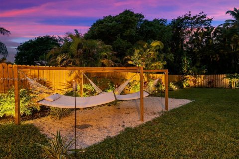 House in Fort Lauderdale, Florida 3 bedrooms № 1994841 - photo 6