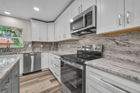 Купить виллу или дом в Овьедо, Флорида 3 комнаты, 231.88м2, № 1911436 - фото 12
