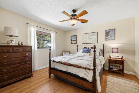 House in Sarasota, Florida 4 bedrooms, 353.49 sq.m. № 2151861 - photo 24
