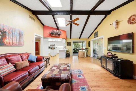 House in Sarasota, Florida 4 bedrooms, 353.49 sq.m. № 2151861 - photo 13