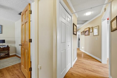 House in Sarasota, Florida 4 bedrooms, 353.49 sq.m. № 2151861 - photo 23