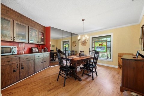 House in Sarasota, Florida 4 bedrooms, 353.49 sq.m. № 2151861 - photo 26