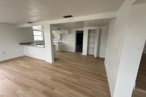 Купить виллу или дом в Гудзон, Флорида 3 комнаты, 137.4м2, № 2204436 - фото 13