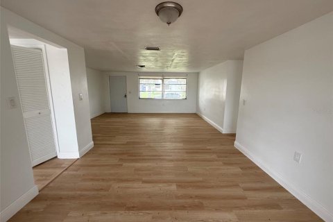 Купить виллу или дом в Гудзон, Флорида 3 комнаты, 137.4м2, № 2204436 - фото 6