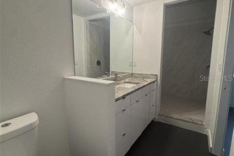 Touwnhouse à vendre à Orlando, Floride: 3 chambres, 169.92 m2 № 2413490 - photo 9