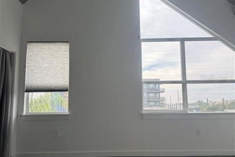 Touwnhouse à vendre à Orlando, Floride: 3 chambres, 169.92 m2 № 2413490 - photo 7