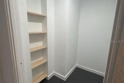 Touwnhouse à vendre à Orlando, Floride: 3 chambres, 169.92 m2 № 2413490 - photo 10