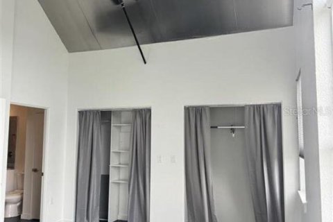 Touwnhouse à vendre à Orlando, Floride: 3 chambres, 169.92 m2 № 2413490 - photo 23