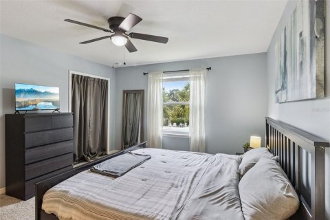 Townhouse in Tampa, Florida 2 bedrooms, 147.53 sq.m. № 2223679 - photo 19