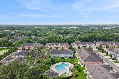 Townhouse in Tampa, Florida 2 bedrooms, 147.53 sq.m. № 2223679 - photo 30