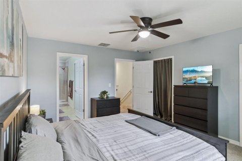 Townhouse in Tampa, Florida 2 bedrooms, 147.53 sq.m. № 2223679 - photo 17