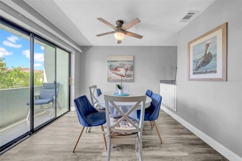 Condominio en venta en Indian Rocks Beach, Florida, 2 dormitorios, 96.62 m2 № 1903986 - foto 6