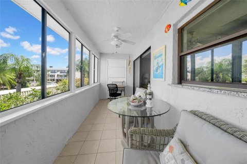 Condominio en venta en Indian Rocks Beach, Florida, 2 dormitorios, 96.62 m2 № 1903986 - foto 21