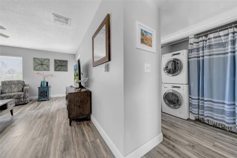 Condominio en venta en Indian Rocks Beach, Florida, 2 dormitorios, 96.62 m2 № 1903986 - foto 7